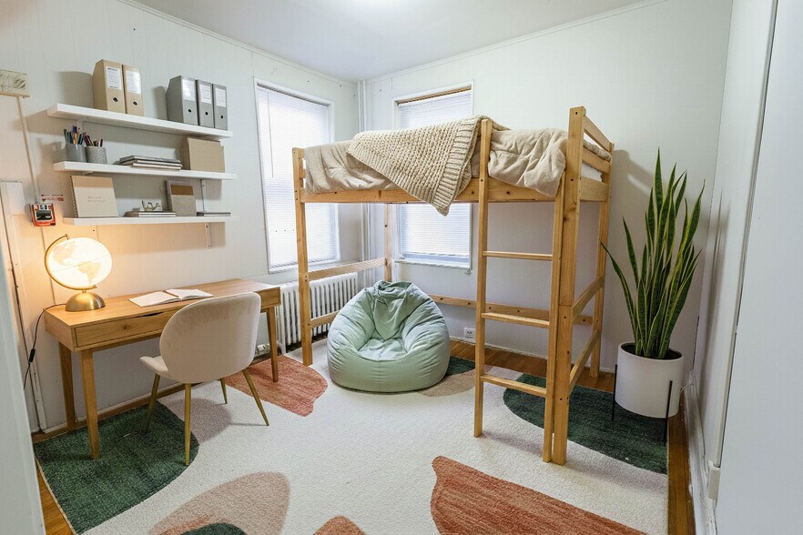 Building Photo - 4031 Locust St