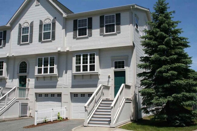 Building Photo - 2680 Hartford Ave.