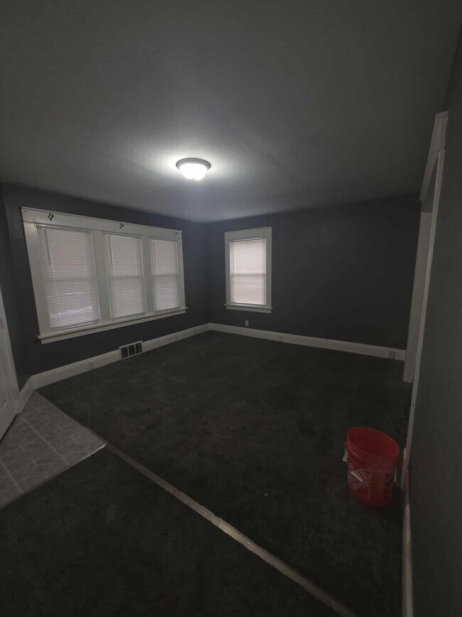 Building Photo - 3917 Homewood Ave