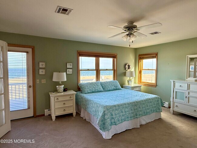 Building Photo - 275 Beach Front