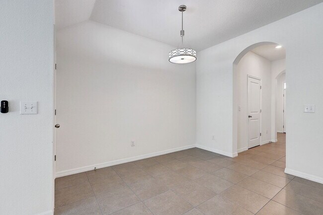 Building Photo - 1746 Hovenweep Rd