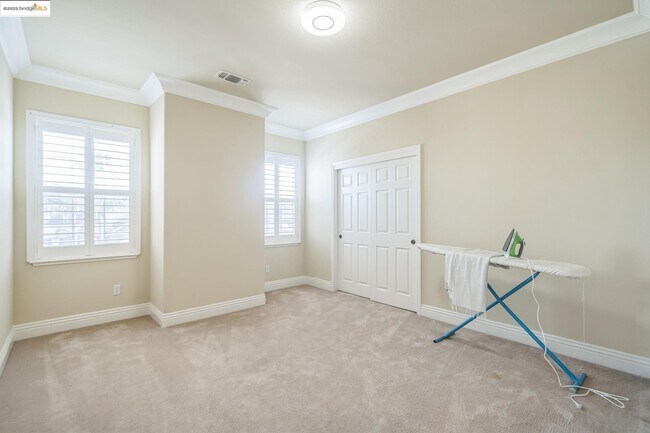 Building Photo - 6343 Crystal Springs Cir