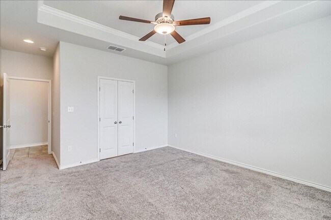 Building Photo - 8010 Calma St