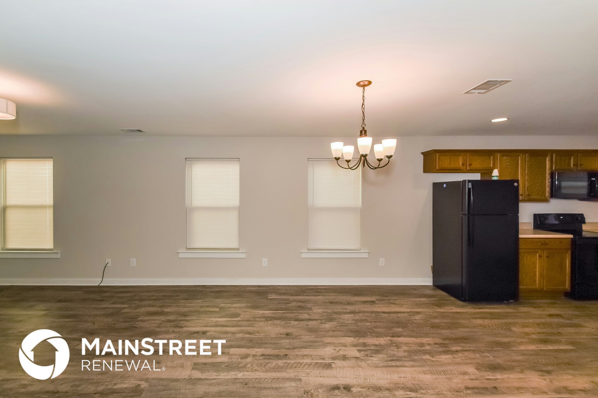 Building Photo - 75 Deer Creek Dr