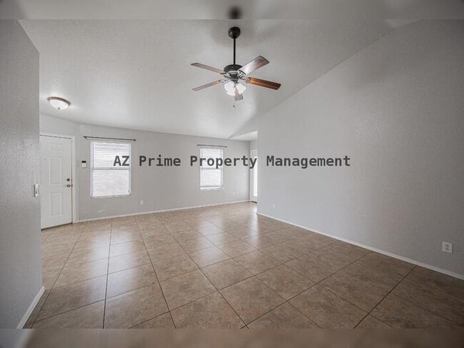Building Photo - 5014 W Ponderosa Ln