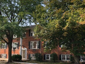 Building Photo - 3400 Maple Ave