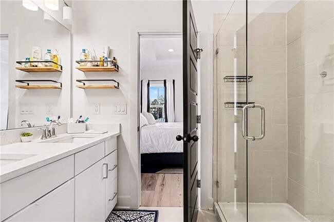 Building Photo - 2054 Rockledge Rd NE