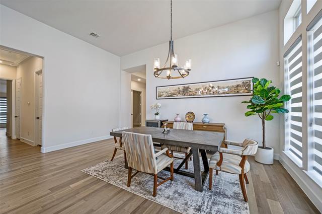 Building Photo - 2450 Kates Pl