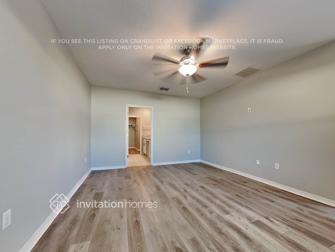 Building Photo - 11908 Miracle Mile Dr