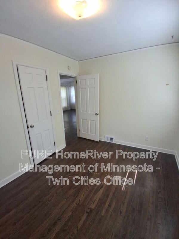 Building Photo - 2632 Toledo Ave S