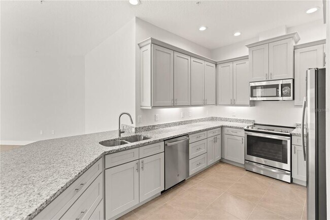 Building Photo - 7611 34th Ave W