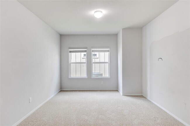 Building Photo - 2721 Winding Creek Rd