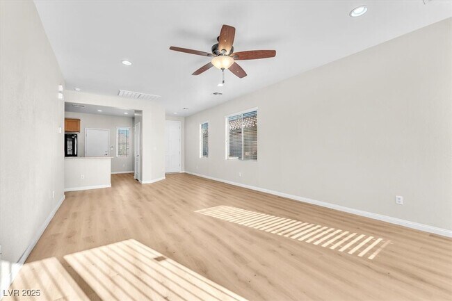 Building Photo - 2105 Turtle Beach Ave