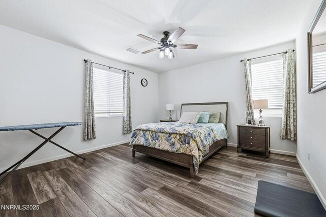 Building Photo - 326 Redwall Ct