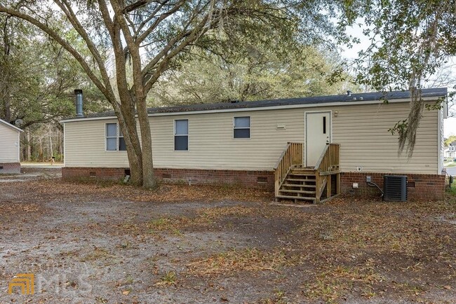 Building Photo - 108 Sherwood Rd