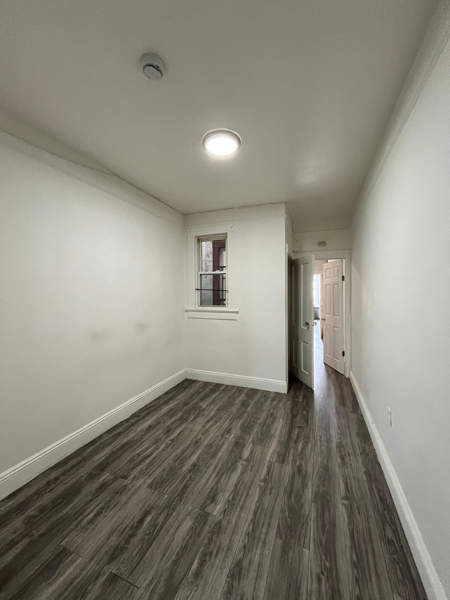 Building Photo - 72 Rose Ave