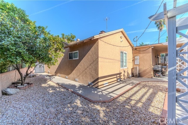 Building Photo - 14024 Cantlay St