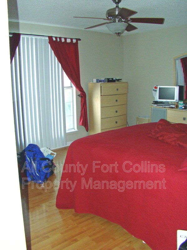 Building Photo - 2203 Coyote Pl