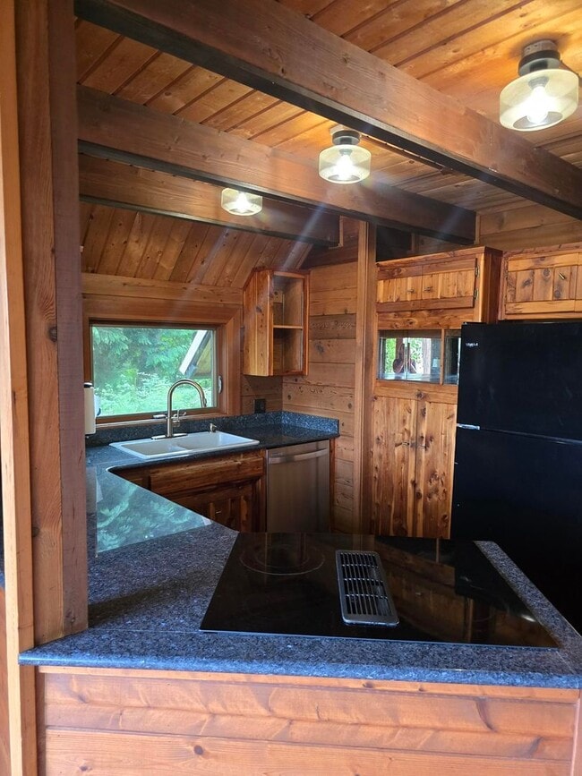Building Photo - Charming 2-Bedroom Retreat in Ferndale