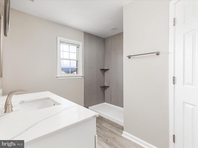 Building Photo - 21 Courtney Cir