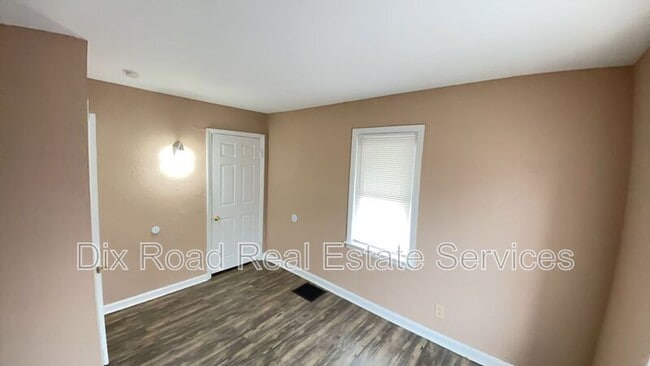 Building Photo - 2660 Tylersville Rd