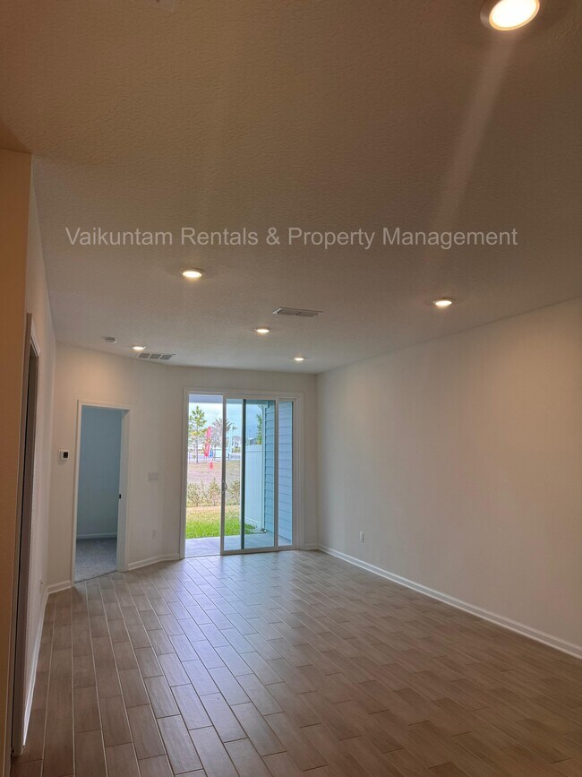 Building Photo - 91 Silver Myrtle Ct