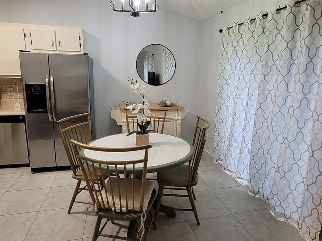 Building Photo - 14447 Worthwhile Rd