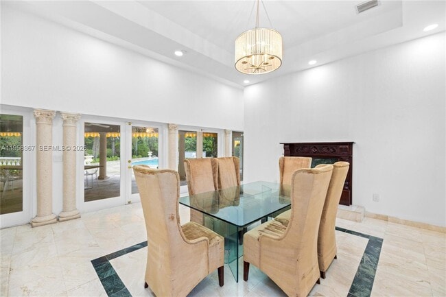 Building Photo - 12300 Old Cutler Rd