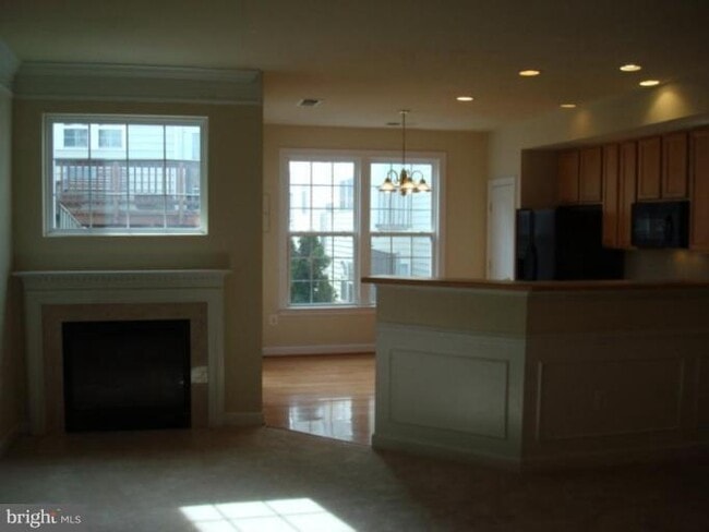 Building Photo - 11445 Fogarty Ct