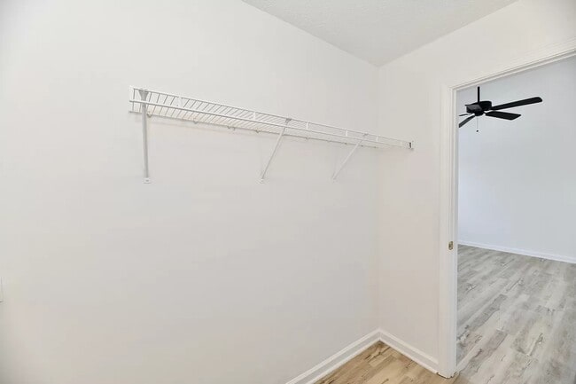 Building Photo - 11888 Esty Way