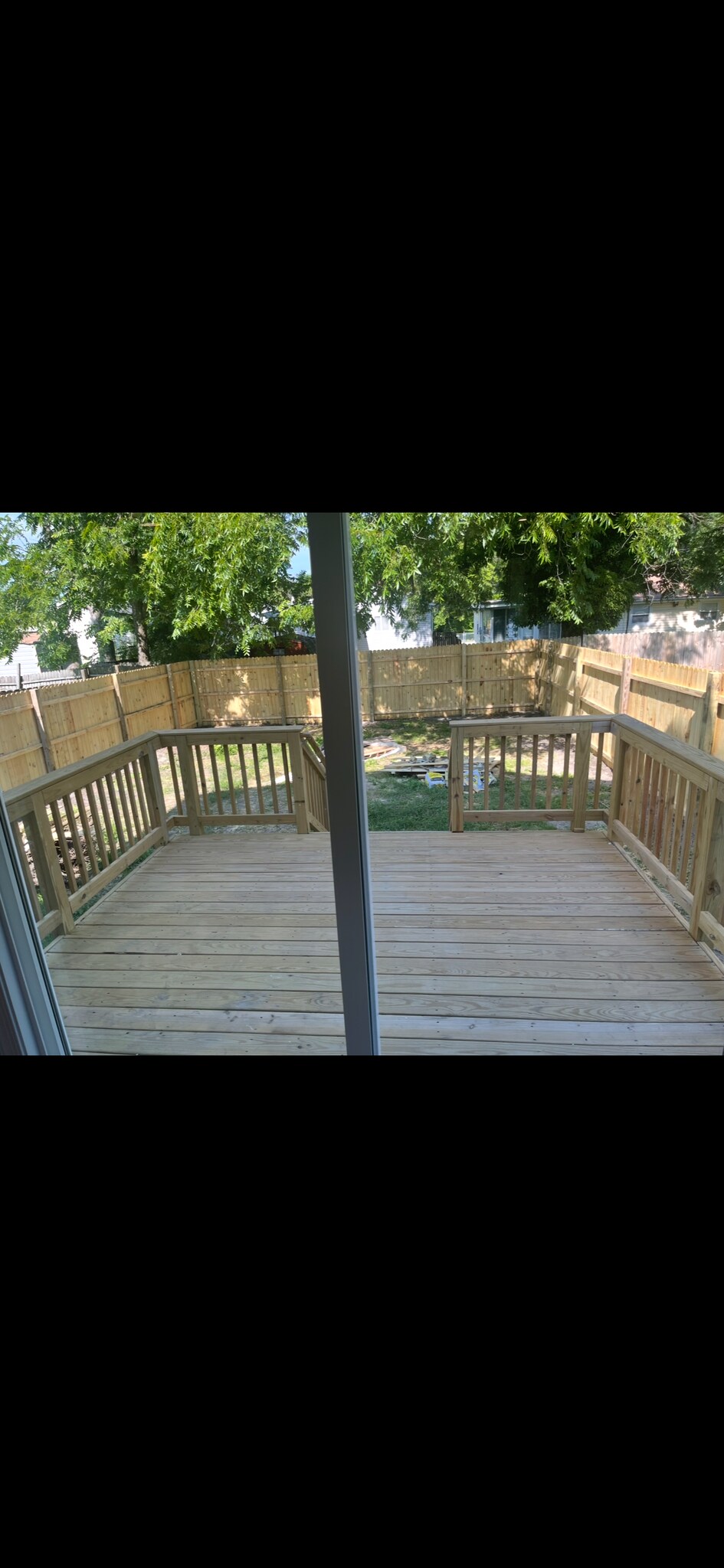 Building Photo - 713 Hemlock Ave