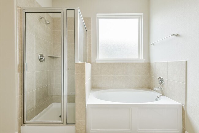Building Photo - 12638 Silver Winter Trl