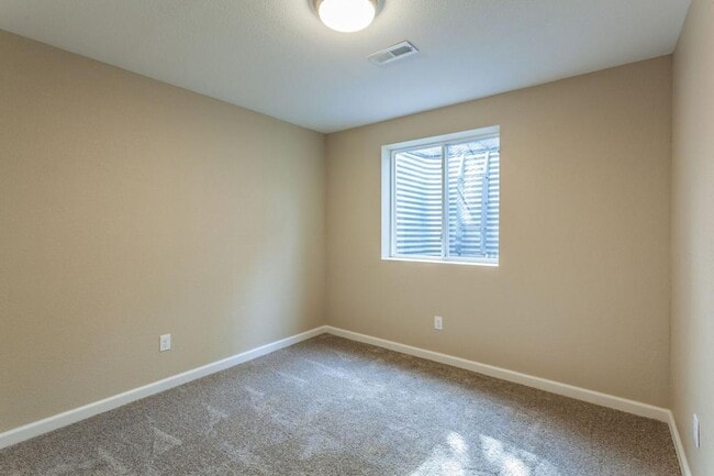Building Photo - 2362 Calcite St