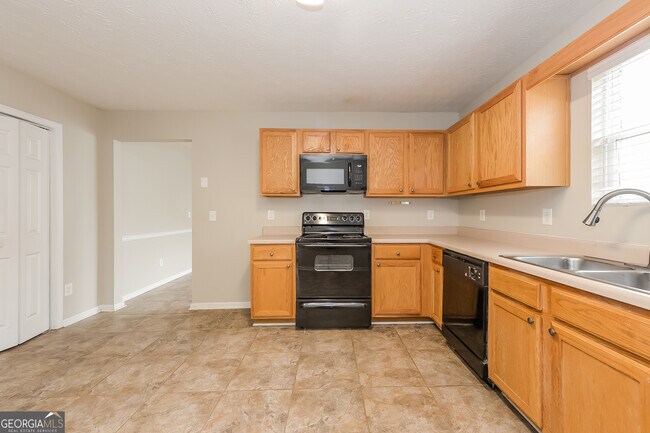 Building Photo - 5179 Tew Ln SW