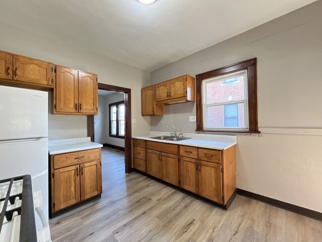 Building Photo - 2501 Central Ave