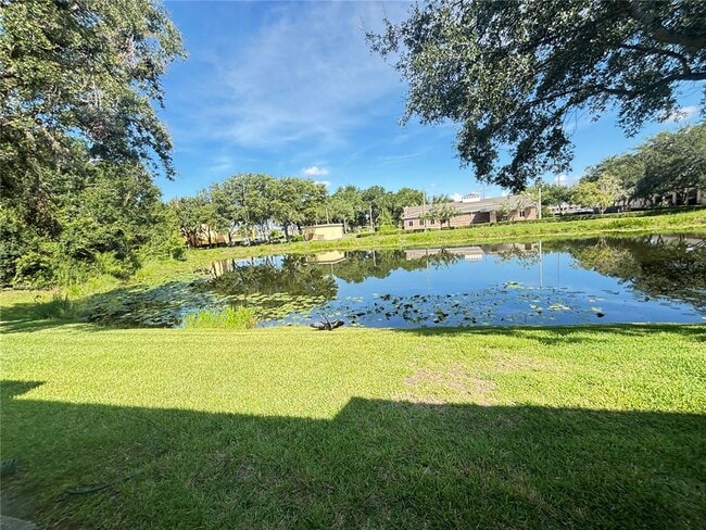 Building Photo - 8522 Hunters Key Cir