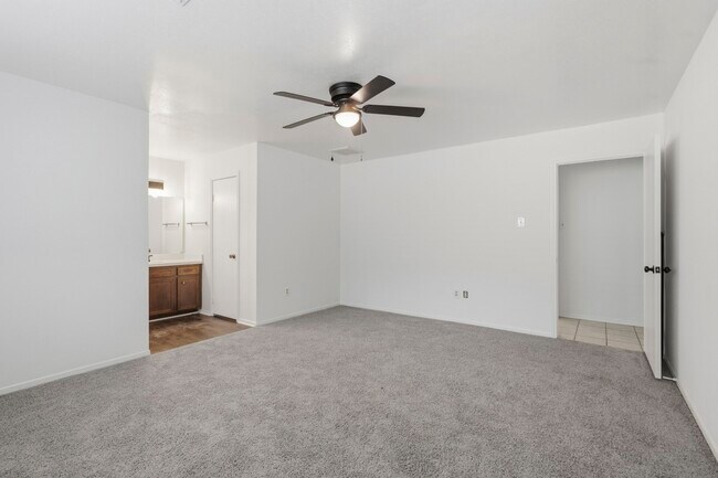 Building Photo - 1663 Chilton Ln