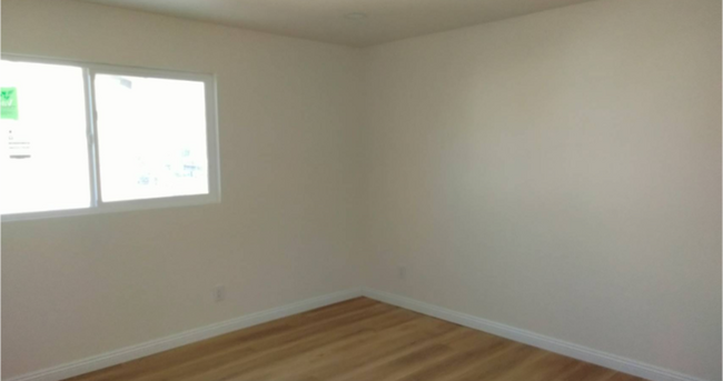 Building Photo - 2228 Garnet Ave