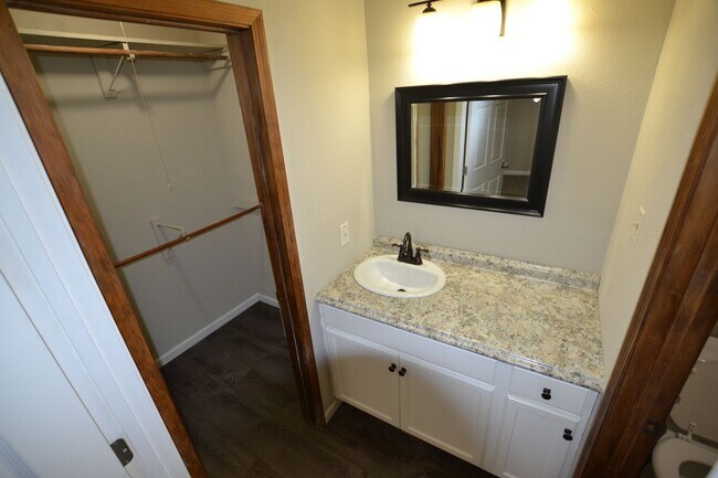 Building Photo - Zachary School District! 3 bedroom, 2 bath home in coveted Marita Terrace Subdivision