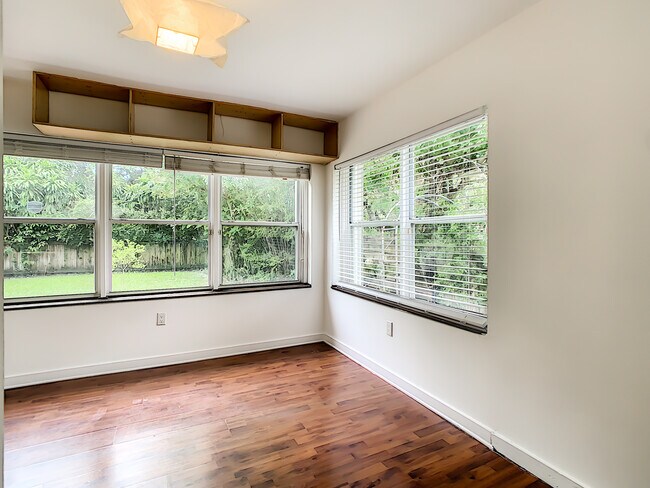 Building Photo - 160 NW 101st St