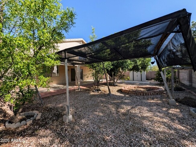 Building Photo - 6416 N 78th Ln