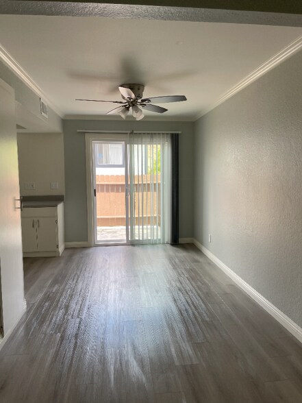 Building Photo - 17706 Scherzinger Ln