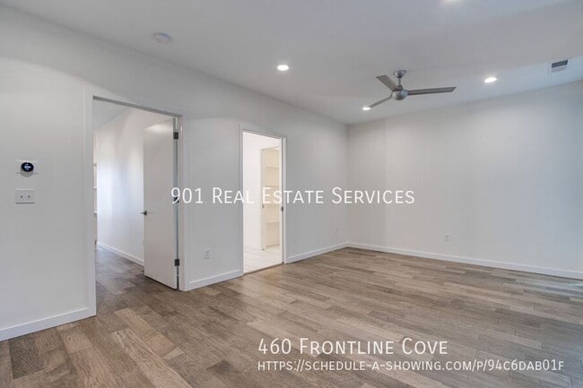 Building Photo - 460 Frontline Cove