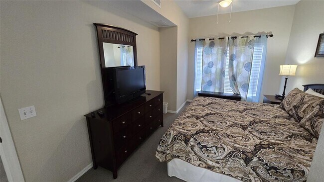 Building Photo - 2602 Lodi Cir