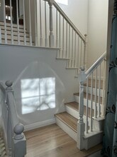 Building Photo - 319 W Shoshone St