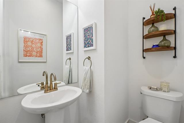 Building Photo - 145 N Henderson Ave