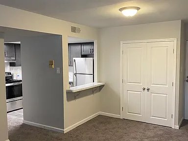 Building Photo - 500 E Upsal St