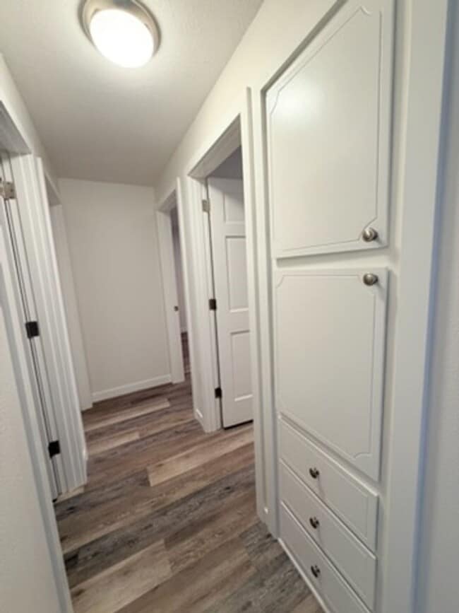 Building Photo - Beautifully Remodeled 4-Bedroom Home Backing to Park – Desirable Keizer Neighborhood