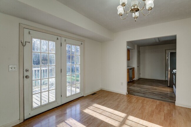 Building Photo - 1883 Powder Branch Rd