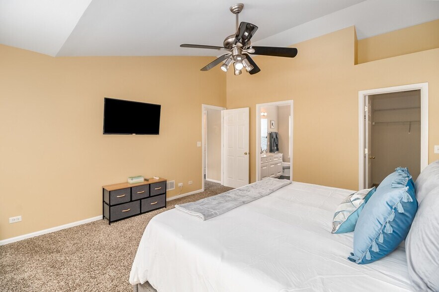 Building Photo - 2485 Red Hawk Ridge Ct